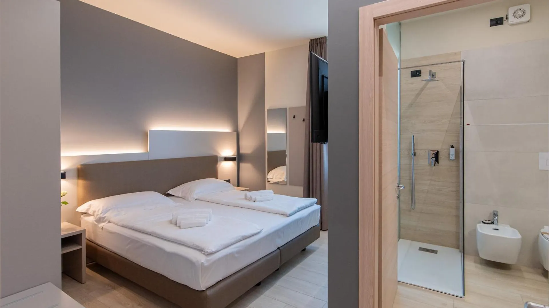 Ile Hotel Peschiera del Garda