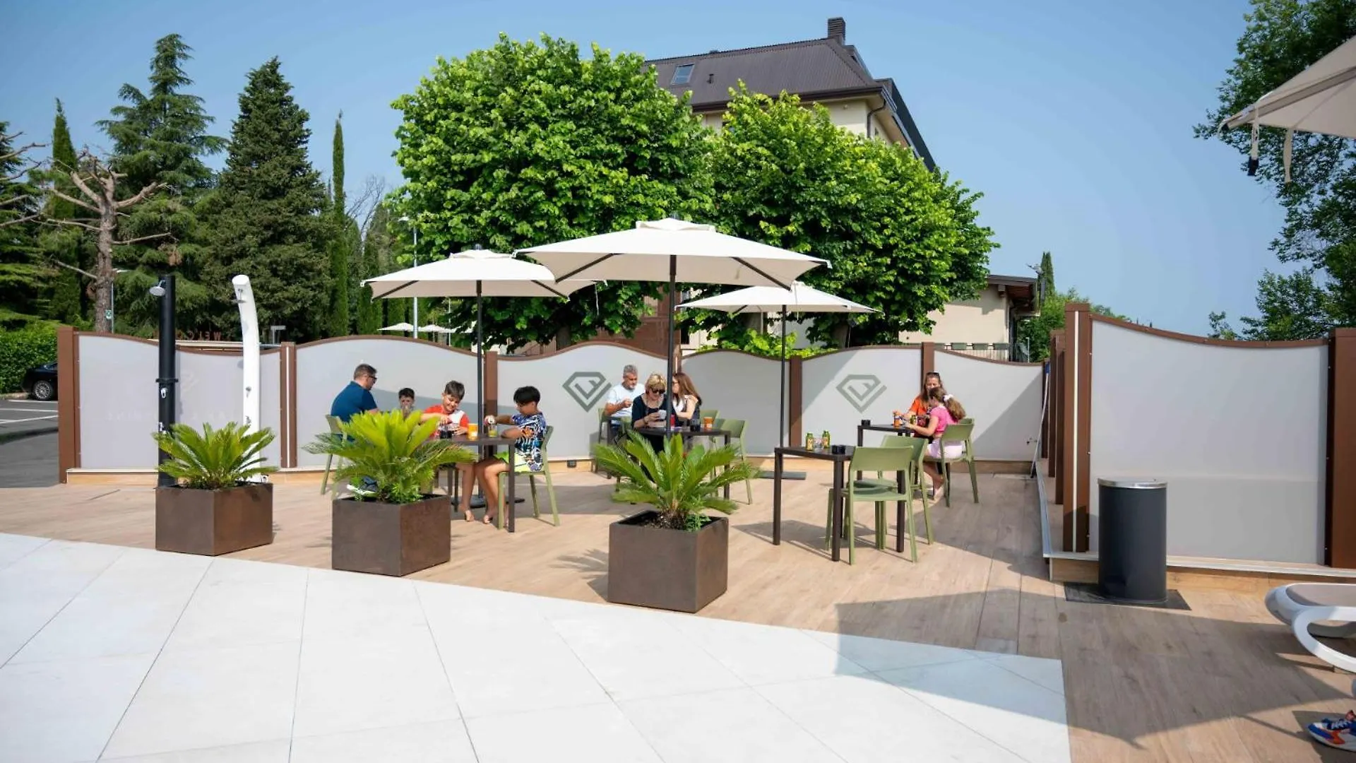 Ile Hotel Peschiera del Garda 3*,